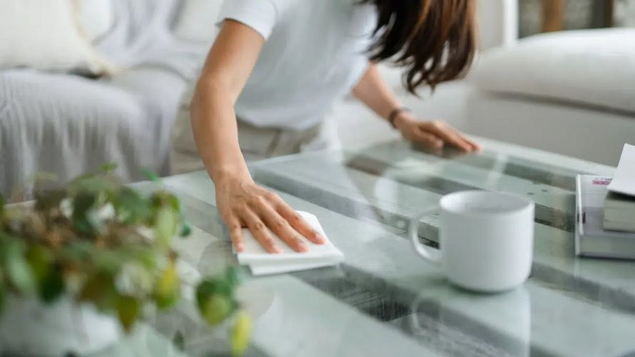 60 millions de consommateurs met en garde contre la toxicité des lingettes nettoyantes | So Busy Girls