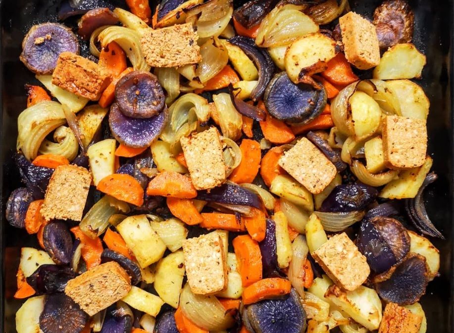 La recette ultra rapide de légumes rôtis au tofu rosso | So Busy Girls
