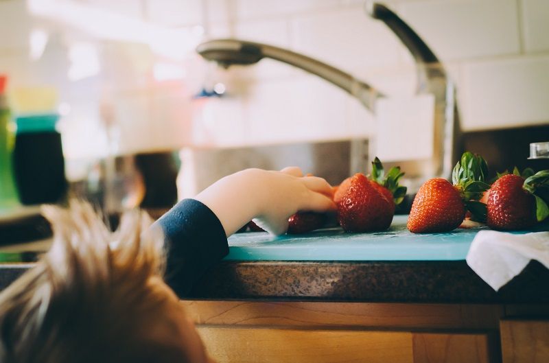 8 conseils pour faire participer tous les membres de la famille aux tâches ménagères | So Busy Girls