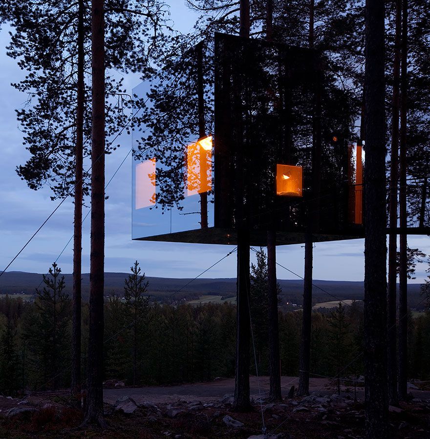 L'Hôtel Cubes Miroir dans les arbres en Suède | So Busy Girls