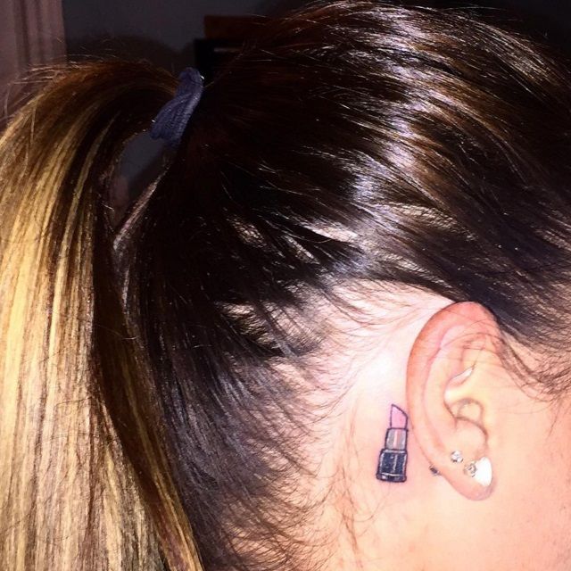 26 idées de tatouages derrière l'oreille | So Busy Girls