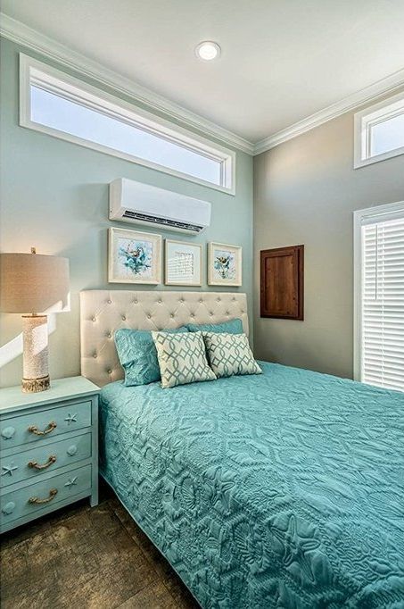Vous pouvez acheter cette petite maison sur Amazon, et attendez de voir comme la déco intérieure est jolie ! | So Busy Girls