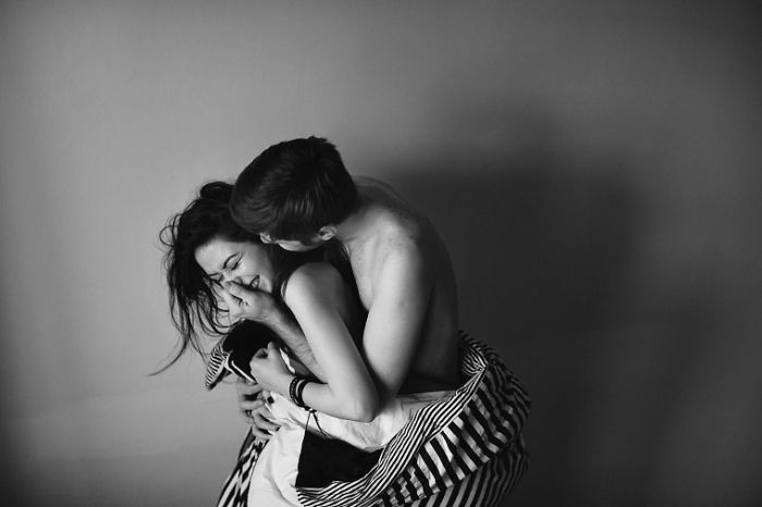 Cette photographe capte tous les jolis moments d'intimité entre les couples amoureux | So Busy Girls