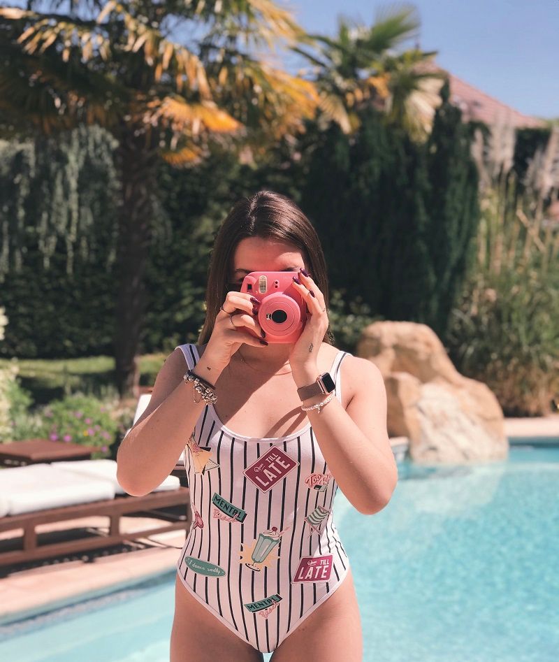 Voici le maillot de bain qui mettra en valeur votre poitrine | So Busy Girls