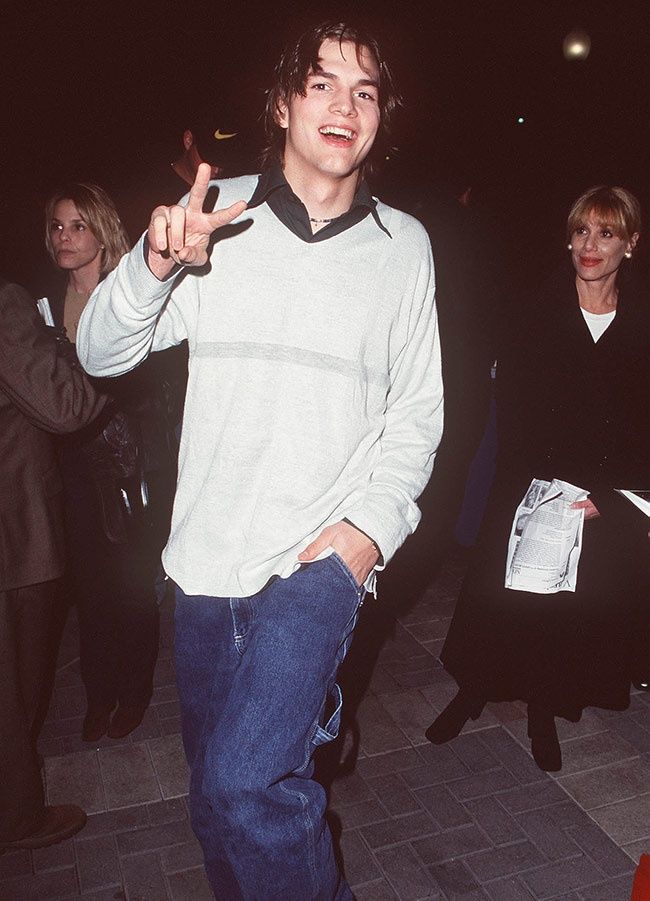 Ashton Kutcher en 1999 | So Busy Girls