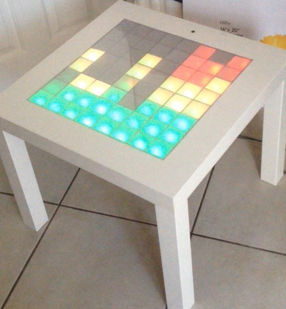Cette table Ikea coûte moins de 10€, mais regardez tout ce que vous pouvez faire avec ! | So Busy Girls