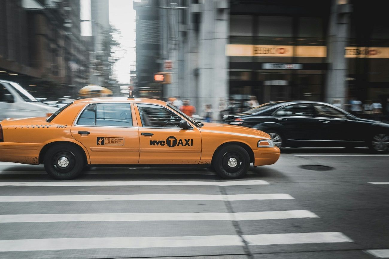 En 2026, les taxis sans chauffeur débarquent en Europe : faut-il s’en réjouir ?
