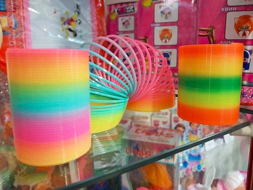 Les ressorts arc-en-ciel | So Busy Girls