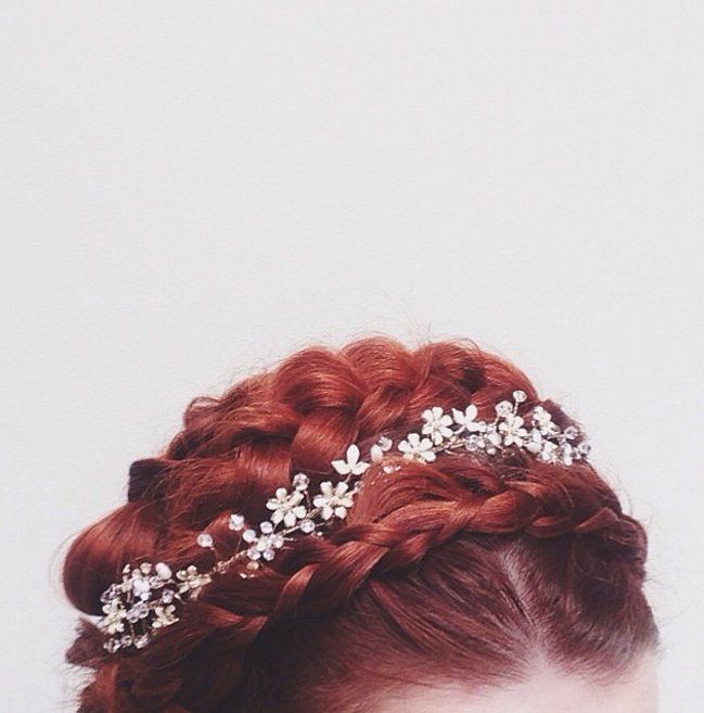 PLUSIEURS VARIANTES DE TRESSES : TRESSE ET COURONNE DE FLEURS | So Busy Girls