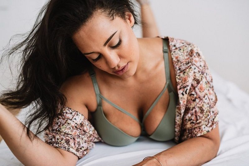 Mettez quelque chose qui vous fait vous sentir sexy | So Busy Girls