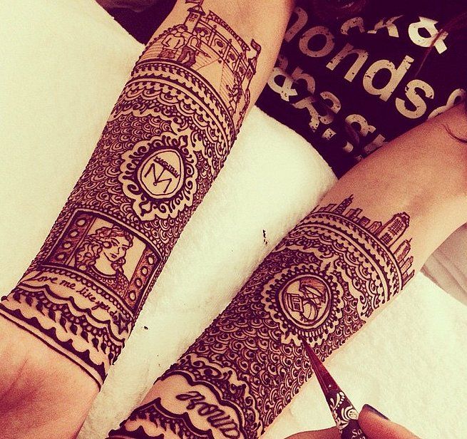 Des tatouages henné noir avec de tous petits motifs qui recouvrent complètement les deux avant-bras | So Busy Girls