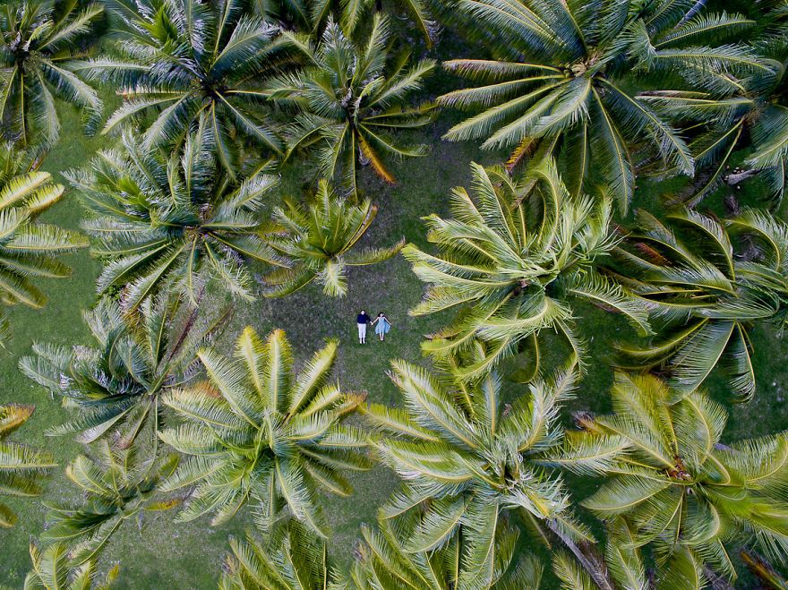 Cette photographe prend ses plus belles photos de mariage... du ciel, à l'aide d'un drone | So Busy Girls