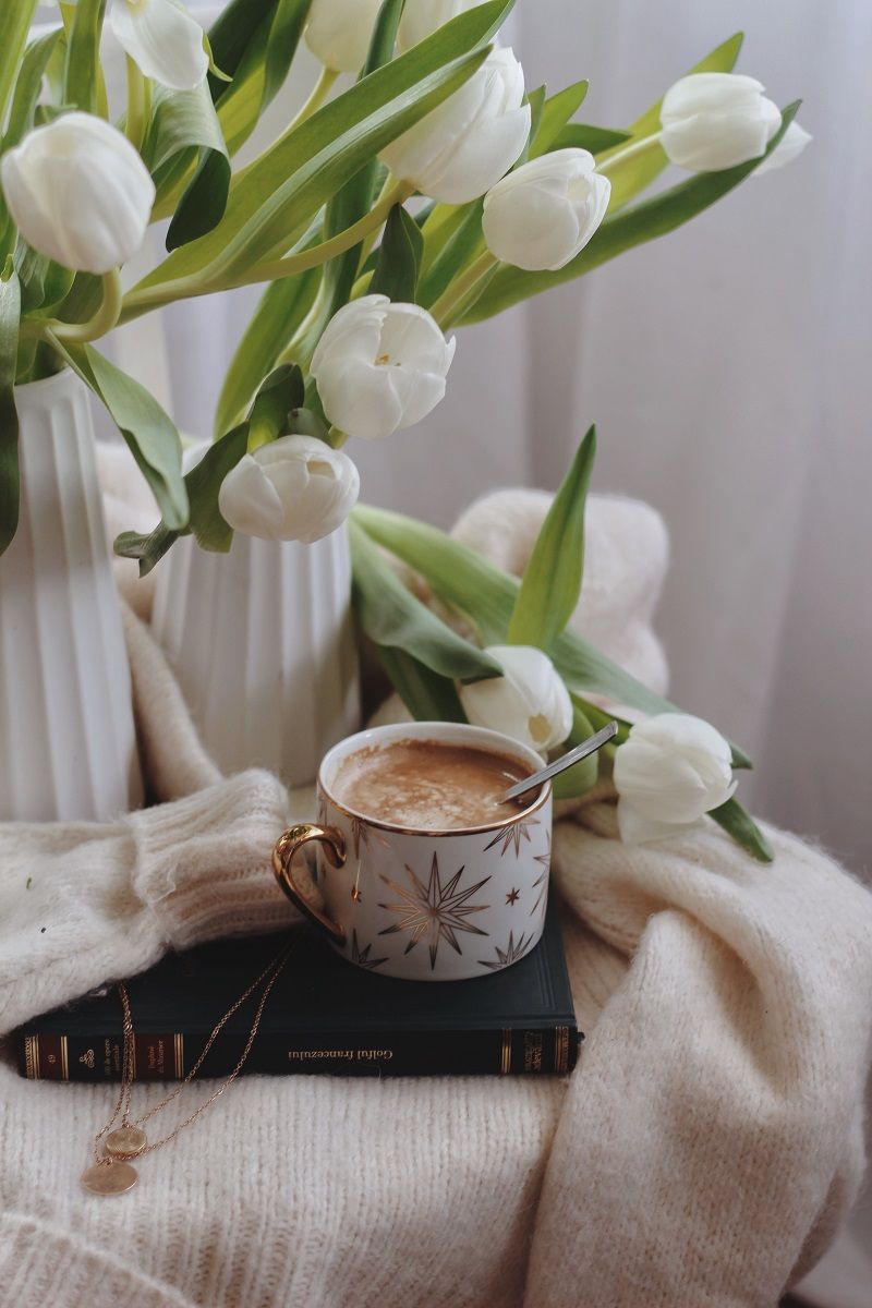 decoration-cocooning-fleurs-livre