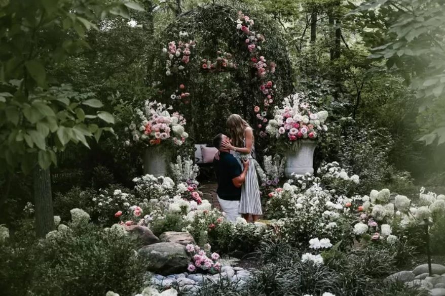 Et si Taylor Swift connaissait déjà la date de son mariage malgré ses histoires d’amour chaotiques ?