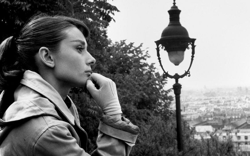 14) AUDREY HEPBURN | So Busy Girls