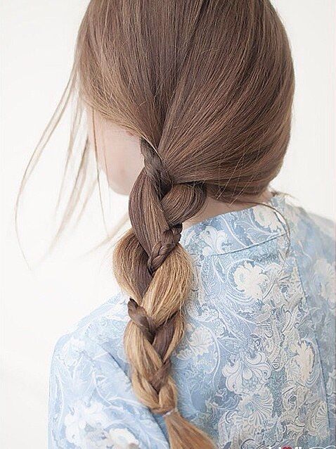 Une tresse à l'intérieur d'une tresse | So Busy Girls