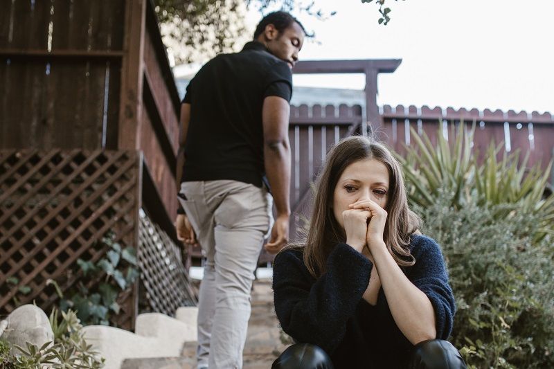 dispute-couple