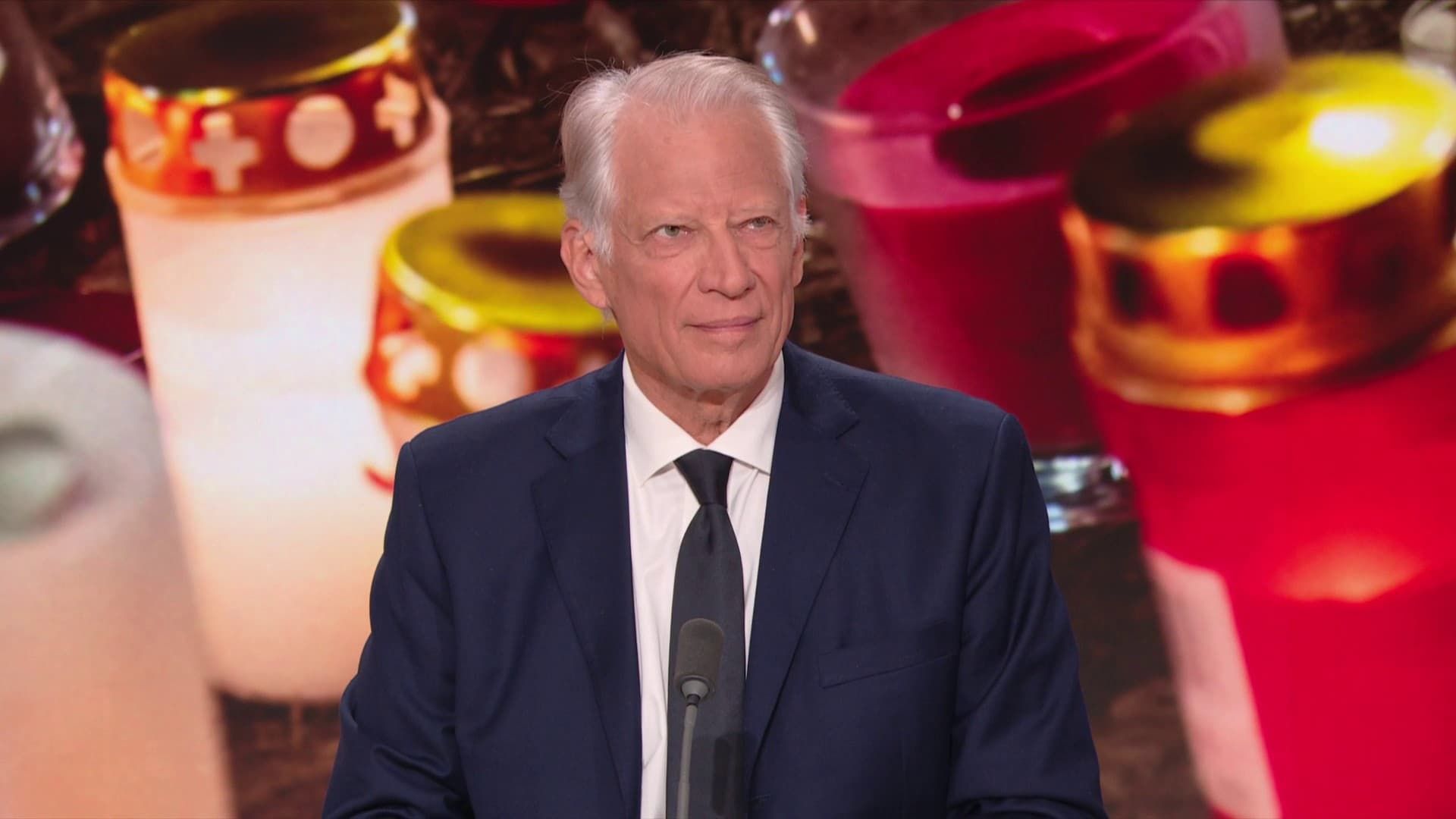 Ces &eacute;changes discrets de Dominique de Villepin avec le Medef et la gauche qui intriguent