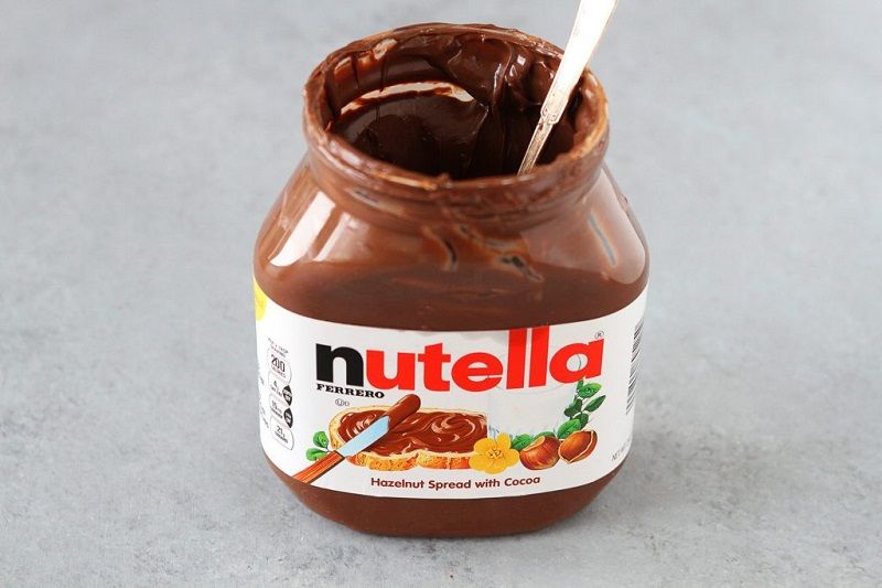Même la marque Ferrero ne nous conseille pas de manger une tartine de Nutella tous les matins | So Busy Girls