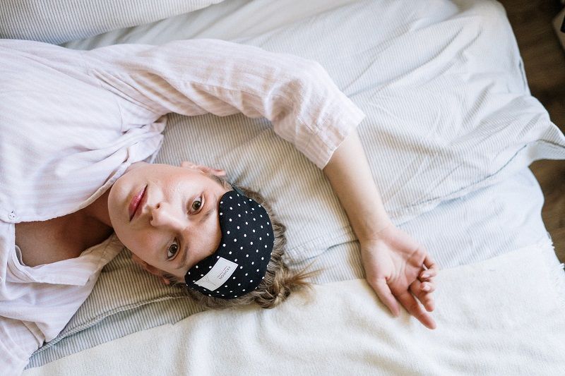 Pourquoi il est impossible de bien dormir quand on n'est pas chez soi | So Busy Girls