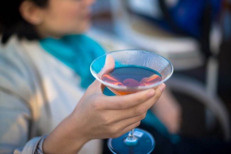 5 signes que vous buvez trop d'alcool | So Busy Girls