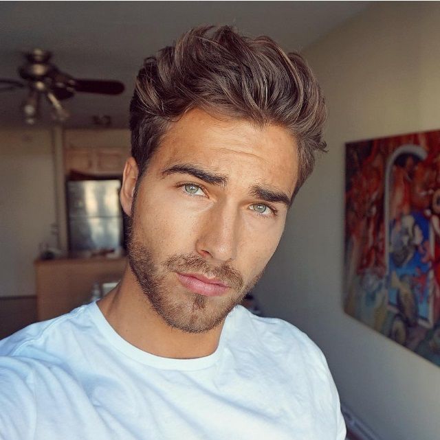 Les 21 selfies masculins les plus sexy de l'année vont vous donner très chaud | So Busy Girls