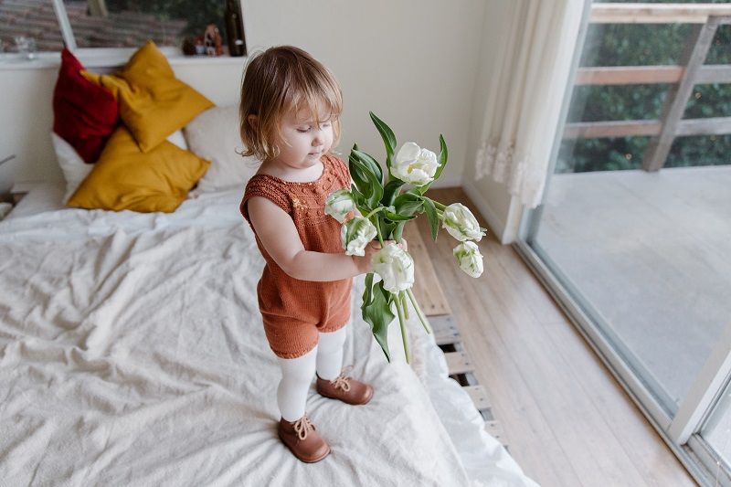 35 jolis prénoms qui commencent par un L à donner à une petite fille | So Busy Girls