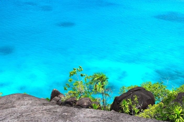 eaux-turquoises-seychelles.jpg