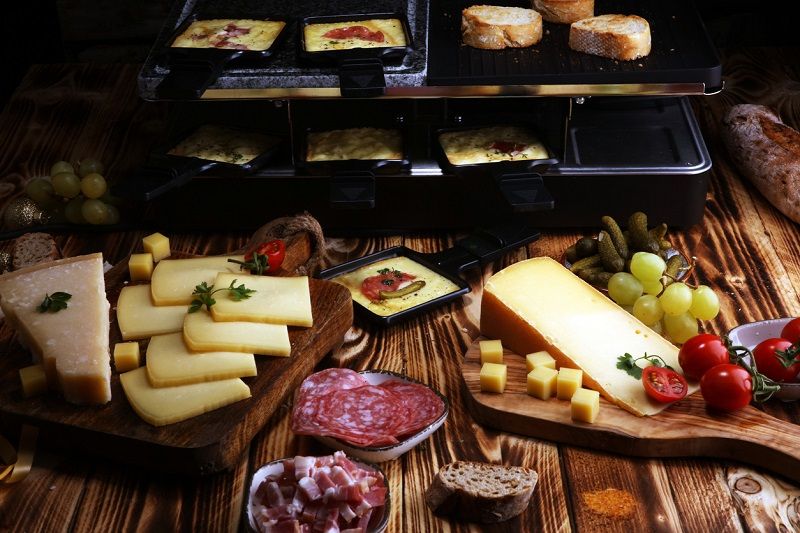 8 excellentes raisons de sortir l'appareil à raclette | So Busy Girls