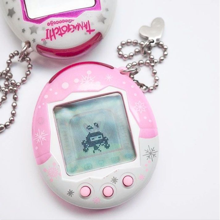 Le Tamagotchi | So Busy Girls