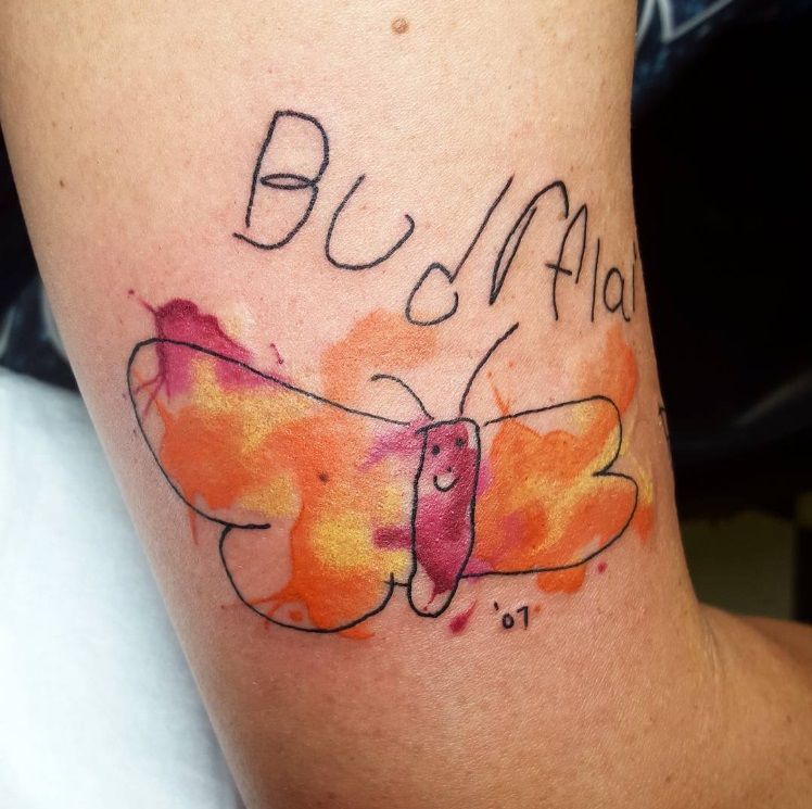12 parents qui ont tellement adoré le dessin de leur enfant qu'ils se le sont fait tatouer ! | So Busy Girls