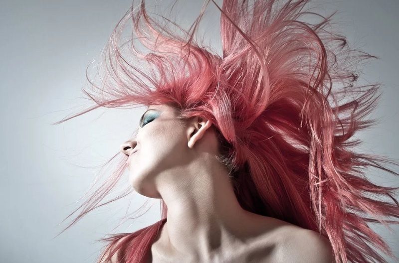 8 choses que seules celles qui ont les cheveux décolorés peuvent comprendre | So Busy Girls