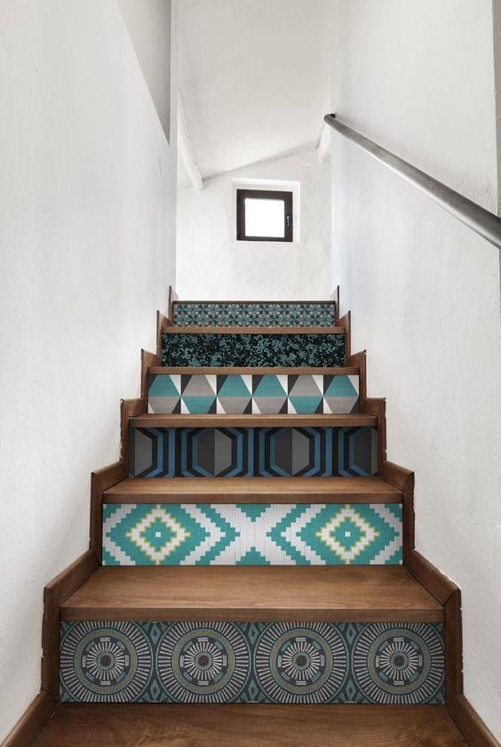9 idées décos pour un escalier joli et original | So Busy Girls