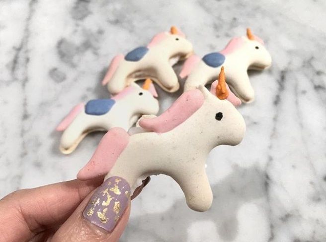Les macarons licorne sont sûrement les desserts les plus sublimes que vous ayez jamais vus | So Busy Girls