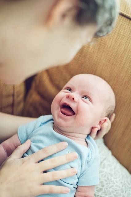 QUELS SIGNES/MOTS APPRENDRE À BÉBÉ ? | So Busy Girls
