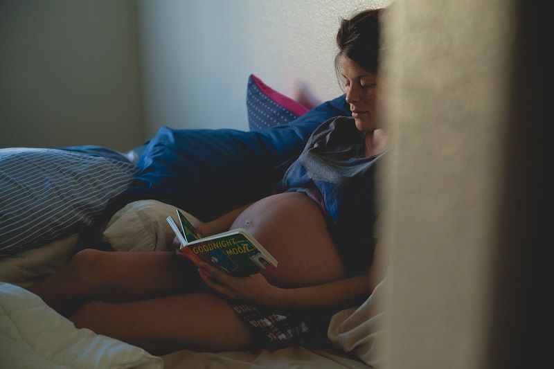 Les astuces naturelles à connaître pour éviter les principaux maux de la grossesse | So Busy Girls