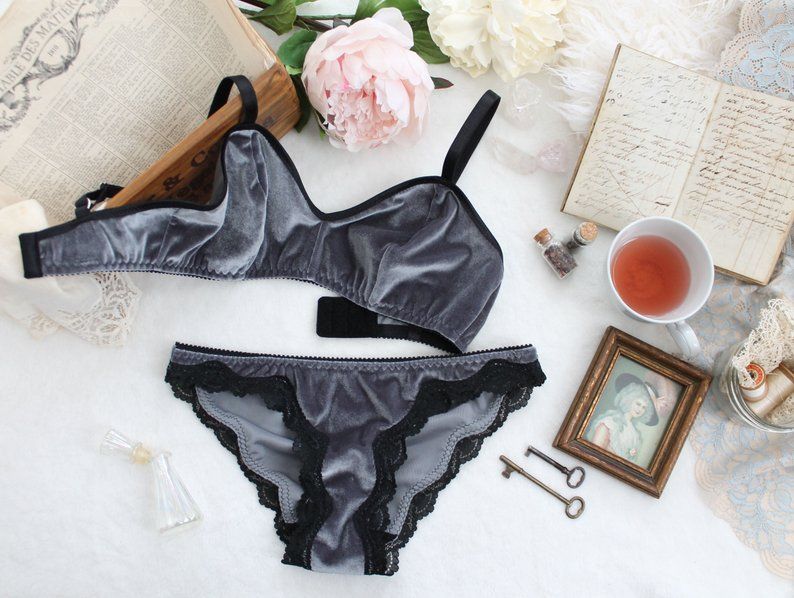 ensemble-lingerie-gris-fume-elixir