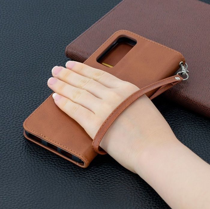 etui-smartphone-cuir