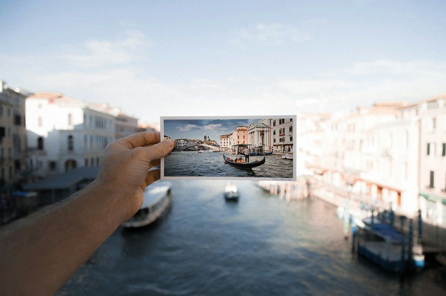 5 bonnes raisons d’envoyer des cartes postales à l’ère du tout digital | So Busy Girls