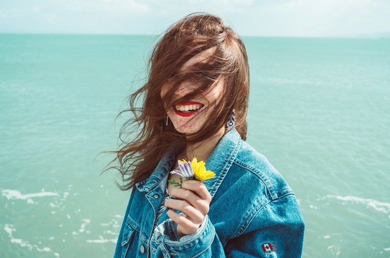 Cette coiffure synonyme de pouvoir booste la confiance en soi | So Busy Girls