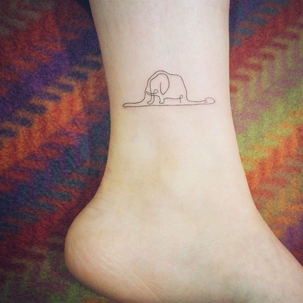 22 petits tatouages sur le pied qui vont vous faire craquer | So Busy Girls