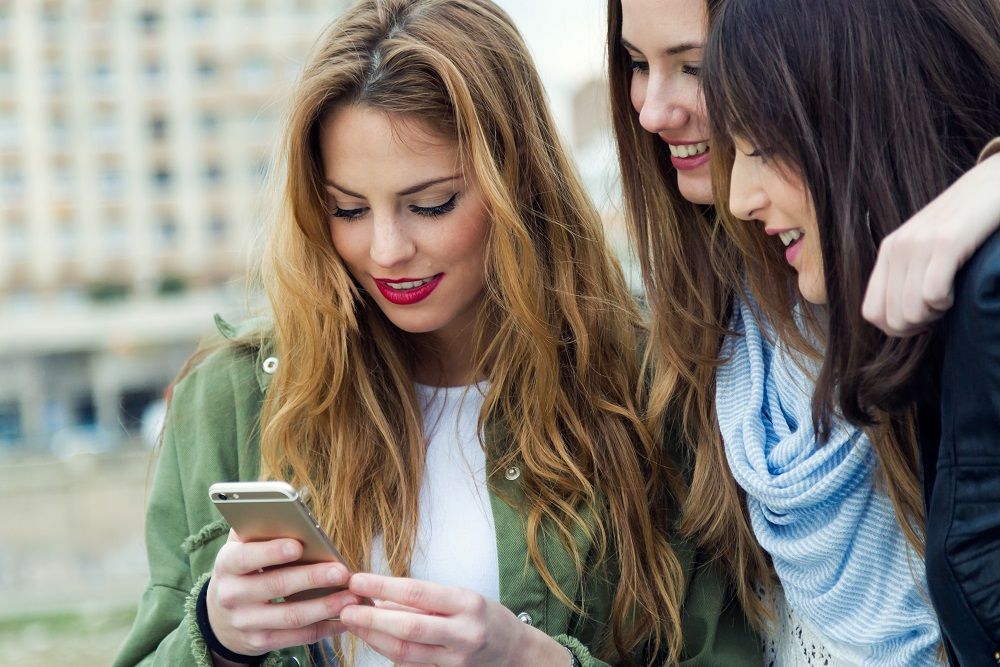 Voilà pourquoi vous détestez autant entendre votre voix | So Busy Girls
