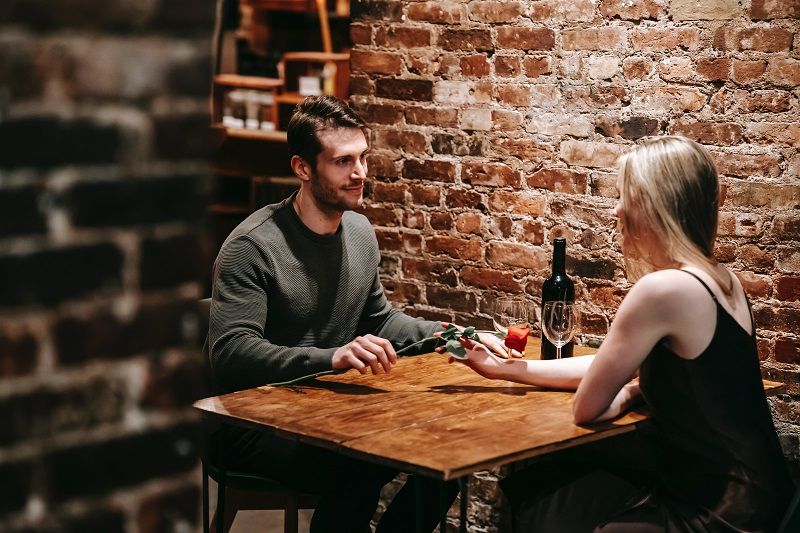 3 conseils pour faire des rencontres plus facilement | So Busy Girls