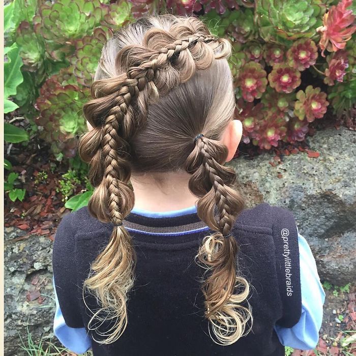 Cette maman fait des tresses impressionnantes et complexes à sa fille tous les matins avant d'aller à l'école | So Busy Girls