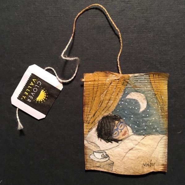 Elle dessine sur des sachets de thé usagés et le résultat est magnifique | So Busy Girls