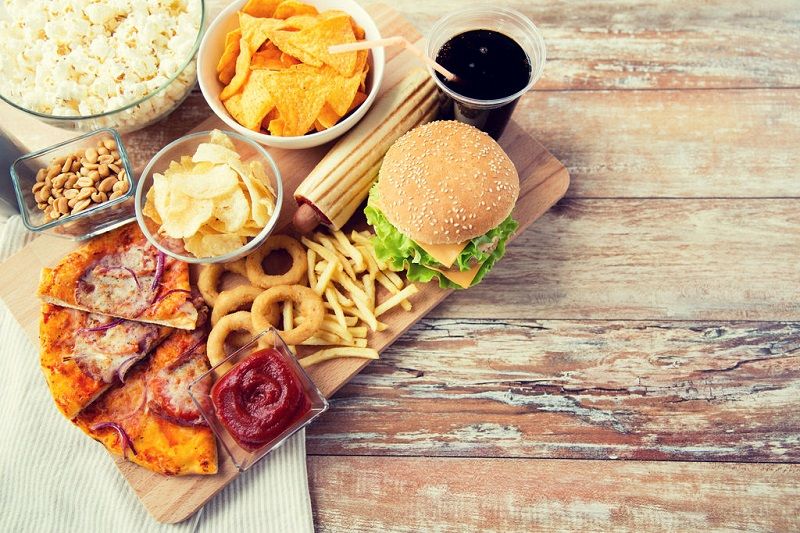 Les conséquences de l'alimentation fast food sur le taux d'infertilité | So Busy Girls