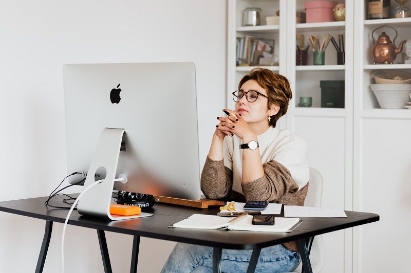 FOPO : ce syndrome discret qui vous empêche d’être vous-même sans que vous le sachiez | So Busy Girls