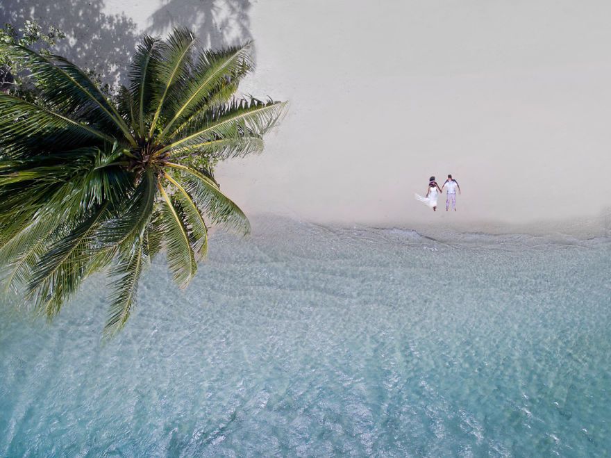 Cette photographe prend ses plus belles photos de mariage... du ciel, à l'aide d'un drone | So Busy Girls