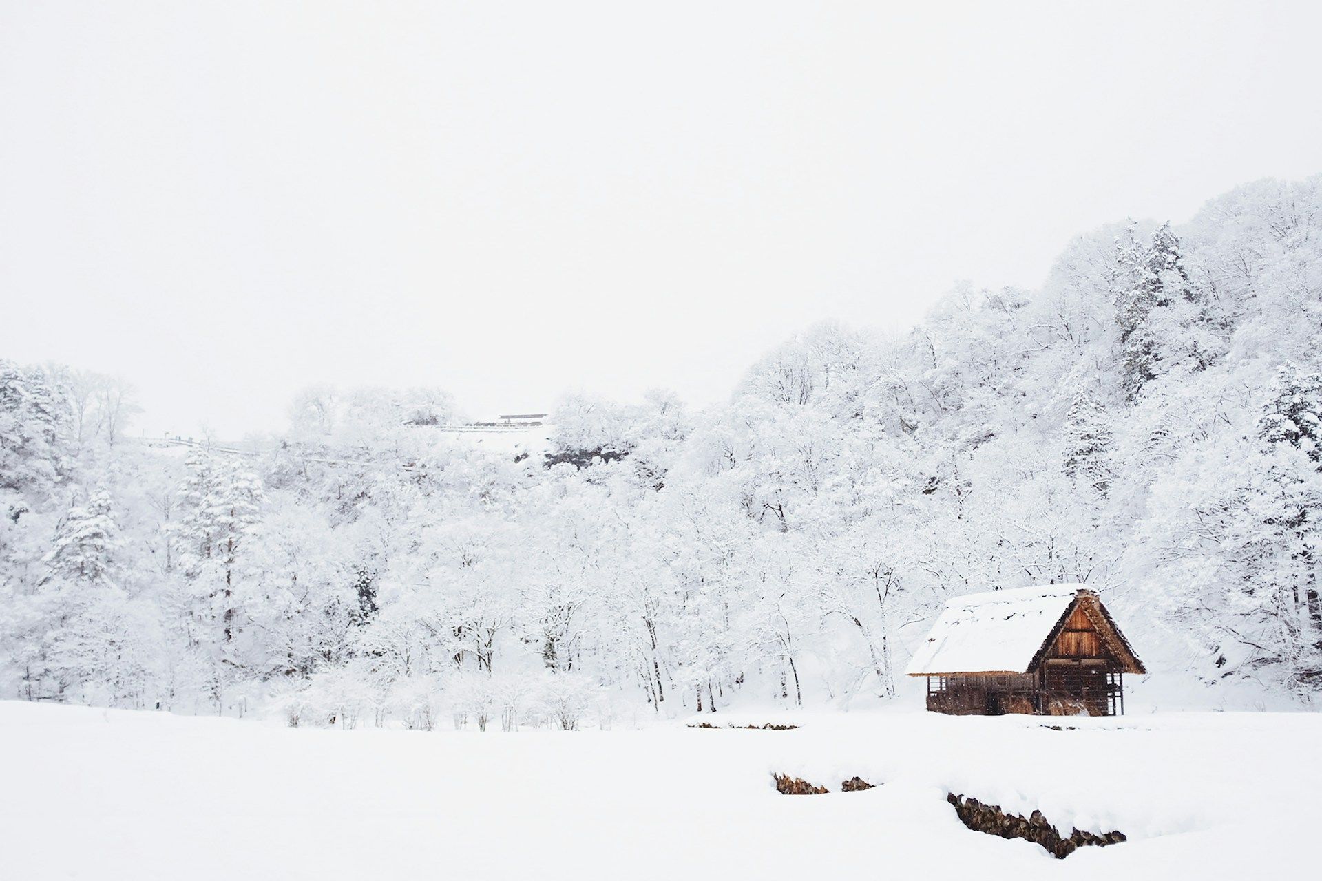 Je n’ai pas touché au chauffage : ces astuces toutes simples qui changent tout quand le froid s’installe