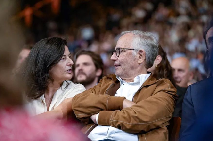 Fabrice Luchini amoureux : les rares apparitions du comédien et de sa compagne Emmanuelle de 20 ans sa cadette